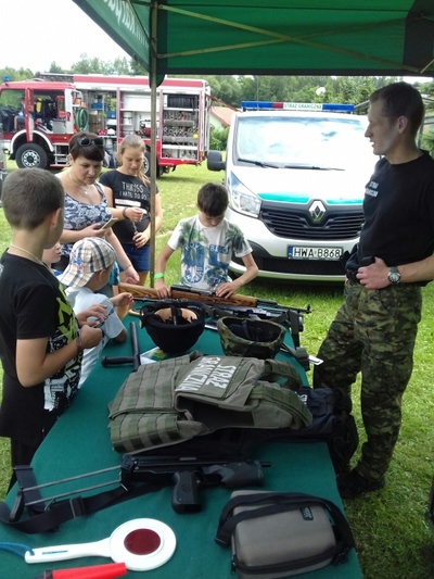 Funkcjonariusze WO(R) zainaugurowali "Tydzień Dziecka" #1