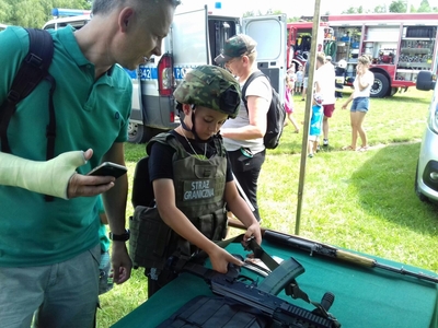 Funkcjonariusze WO(R) zainaugurowali "Tydzień Dziecka" #3