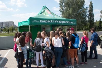 Rok po ŚDM - pokaz służb mundurowych przed TAURON ARENĄ #2