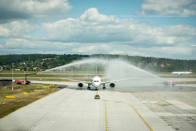 Rekordowy lipiec w Międzynarodowym Porcie Lotniczym Kraków – Balice