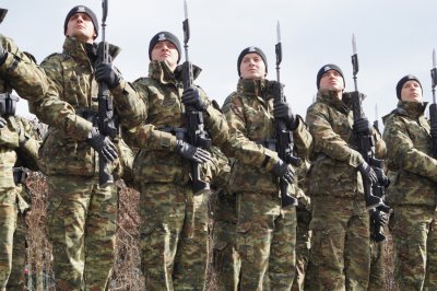 Kompania Reprezentacyjna SG z nowymi karabinkami 