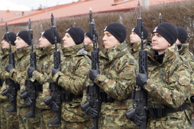 Kompania Reprezentacyjna SG z nowymi karabinkami 