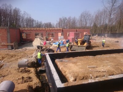 Nielegalna praca na budowie