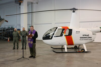 Przekazanie śmigłowca dla SG