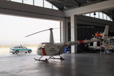 Przekazanie śmigłowca dla SG