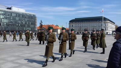 Zmiana Posterunku Honorowego przed Grobem Nieznanego Żołnierza