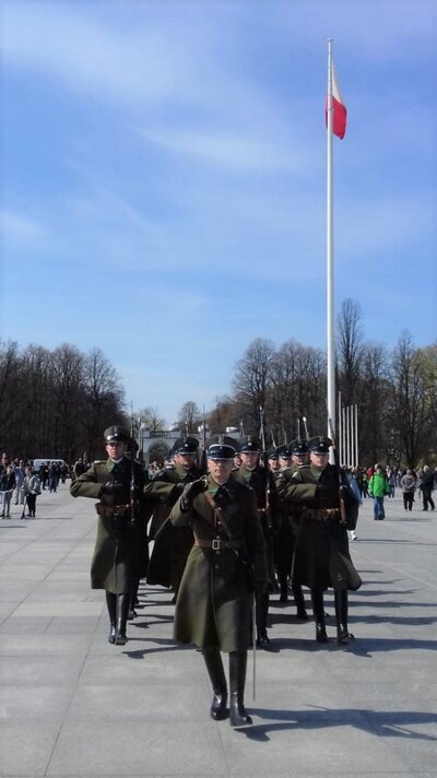 Zmiana Posterunku Honorowego przed Grobem Nieznanego Żołnierza