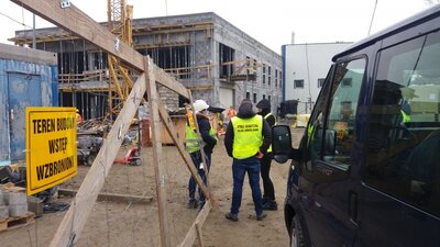 Nielegalnie zatrudniał rodaków 