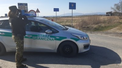 WYCHODZISZ Z DOMU? ZASŁOŃ USTA I NOS!