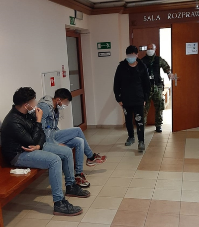 Przejechali pół Europy w naczepie z arbuzami