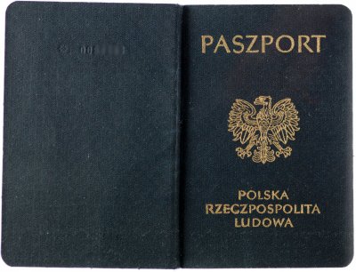 Chciał wjechać do kraju na podstawie paszportu PRL