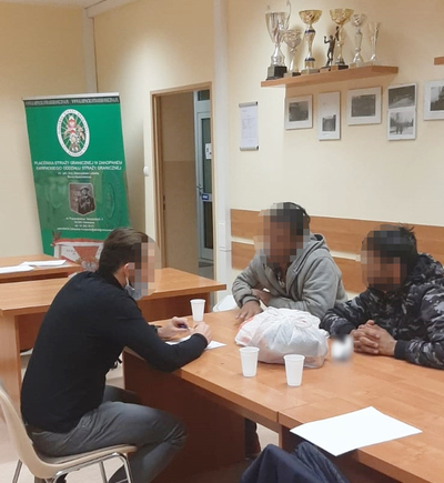 W naczepie miał być ryż, a byli też Afgańczycy