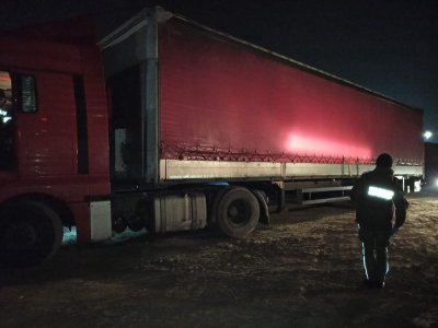Podróżowali ukryci w rudzie cynku