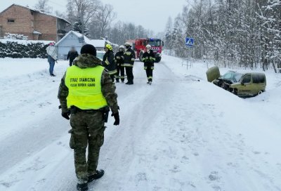Najechali na kolizję i udzielili pomocy