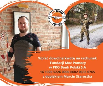 Żołnierz po wypadku porusza się na wózku inwalidzkim