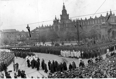 Kondukt pogrzebowy na Rynku Głównym, źródło: bg.agh.edu.pl