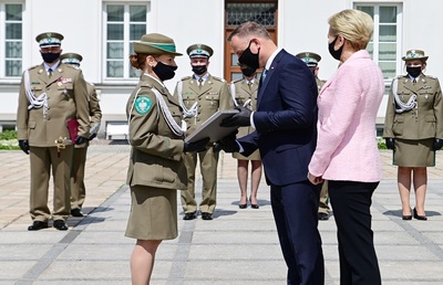 Flaga od Prezydenta RP wyjedzie na misję do Republiki Słowenii (fot. KGSG)