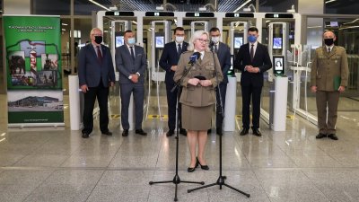 System „Bramek ABC” (Automated Border Control) od dziś na podkrakowskim lotnisku