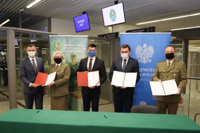 System „Bramek ABC” (Automated Border Control) od dziś na podkrakowskim lotnisku