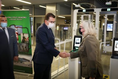 System „Bramek ABC” (Automated Border Control) od dziś na podkrakowskim lotnisku