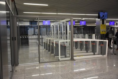 System „Bramek ABC” (Automated Border Control) od dziś na podkrakowskim lotnisku