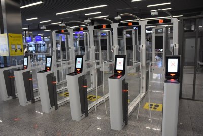 System „Bramek ABC” (Automated Border Control) od dziś na podkrakowskim lotnisku