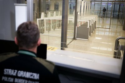 System „Bramek ABC” (Automated Border Control) od dziś na podkrakowskim lotnisku