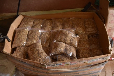Zabezpieczyli ponad 200 kilogramów krajanki tytoniowej i 38 tysięcy papierosów