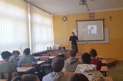 Kolejne spotkania zakopiańskich funkcjonariuszy z młodzieżą