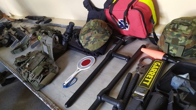 Funkcjonariusze KaOSG spotkali się z uczniami klas mundurowych o profilu Straż Graniczna