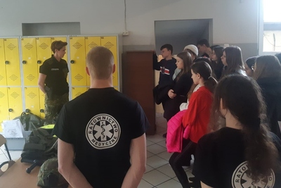 Dni otwarte szkoły z zakopiańskimi strażnikami granicznymi