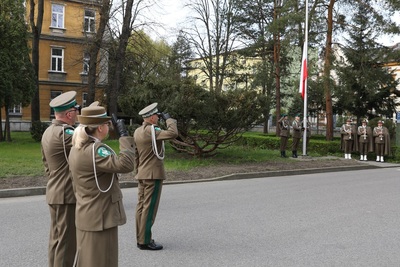 Dzień Flagi Rzeczypospolitej Polskiej w Karpackim Oddziale Straży Granicznej