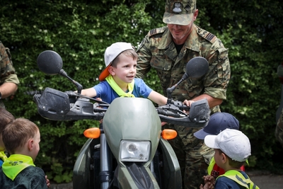 Lekcja historii, patriotyzmu, muzyki i niezapomniana przygoda w Karpackim Oddziale SG