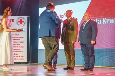 IV Sądecka Gala Krwiodawstwa – wśród wyróżnionych funkcjonariusze KaOSG 