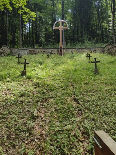 Kolejne nekropolie odzyskują swój blask