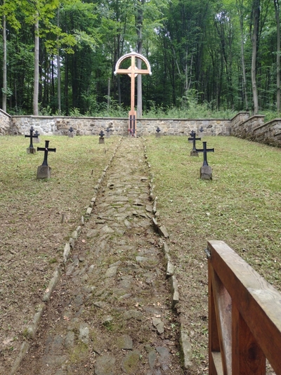 Kolejne nekropolie odzyskują swój blask