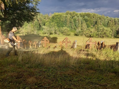 Kolejne nekropolie odzyskują swój blask