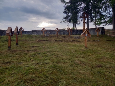 Kolejne nekropolie odzyskują swój blask