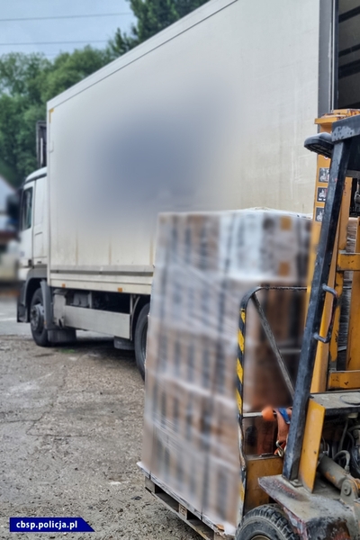 Marihuana ukryta w transporcie hiszpańskiego wina 