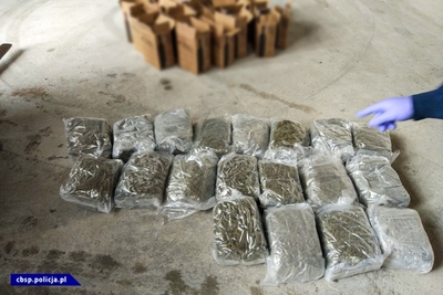 Marihuana ukryta w transporcie hiszpańskiego wina 