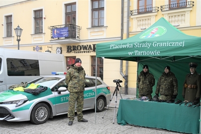 Po 30 latach przerwy w Tarnowie ponownie wybrzmiały słowa żołnierskiej przysięgi 