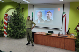 Lekcja historii dla uczniów klas mundurowych 