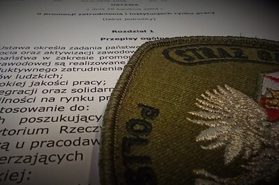 Prawie 100 cudzoziemców nielegalnie zatrudnionych w Świętokrzyskiem Prawie 100 cudzoziemców nielegalnie zatrudnionych w Świętokrzyskiem