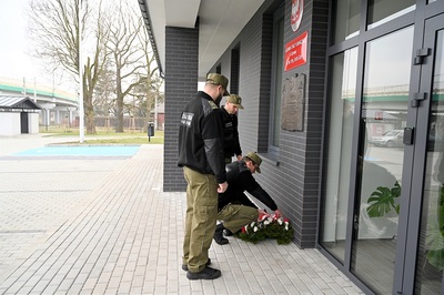 Tarnowscy funkcjonariusze SG uczcili pamięć Patrona 