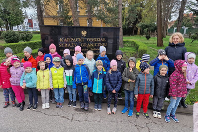 Promocja formacji podczas spotkań z dziećmi i młodzieżą