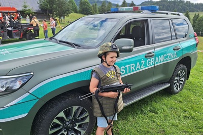 Piknik "Superbohaterowie" z funkcjonariuszami PSG w Zakopanem 