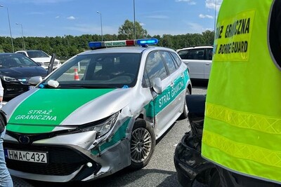 Pościg i zatrzymanie nielegalnych migrantów w Brzesku 