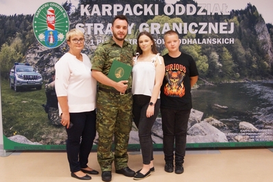 Dwóch nowych funkcjonariuszy KaOSG złożyło ślubowanie 
