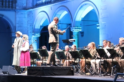 Orkiestra Reprezentacyjna SG oczarowała publiczność na Festiwalu „Wawel o Zmierzchu” 
