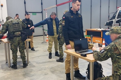 Funkcjonariusze KaOSG szkolili Aspirantów Państwowej Straży Pożarnej w Krakowie